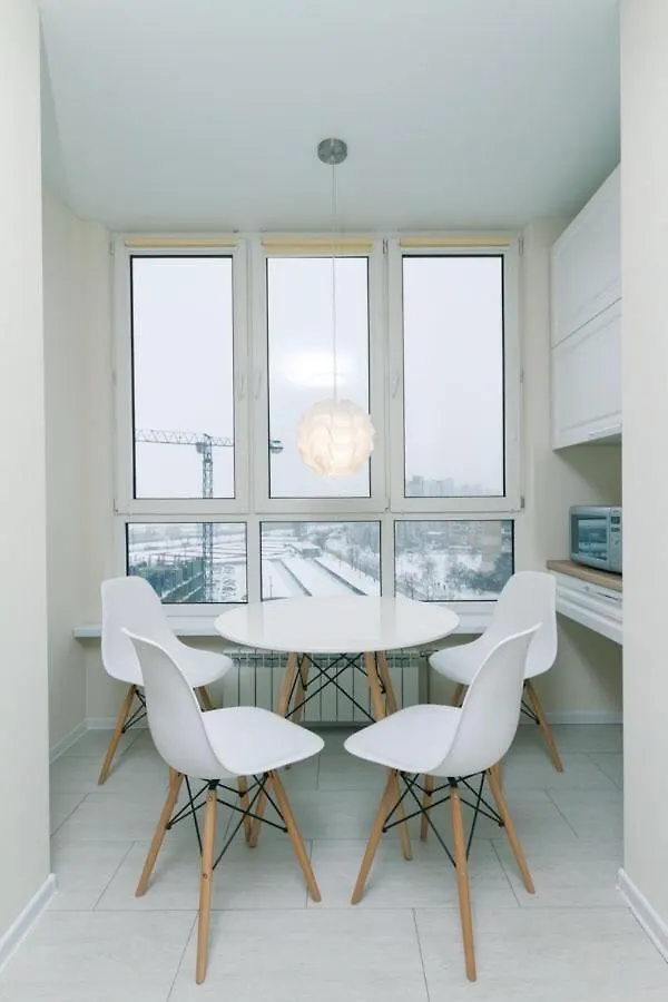 Апартаменти Метро Вирлиця Kyiv Apartment